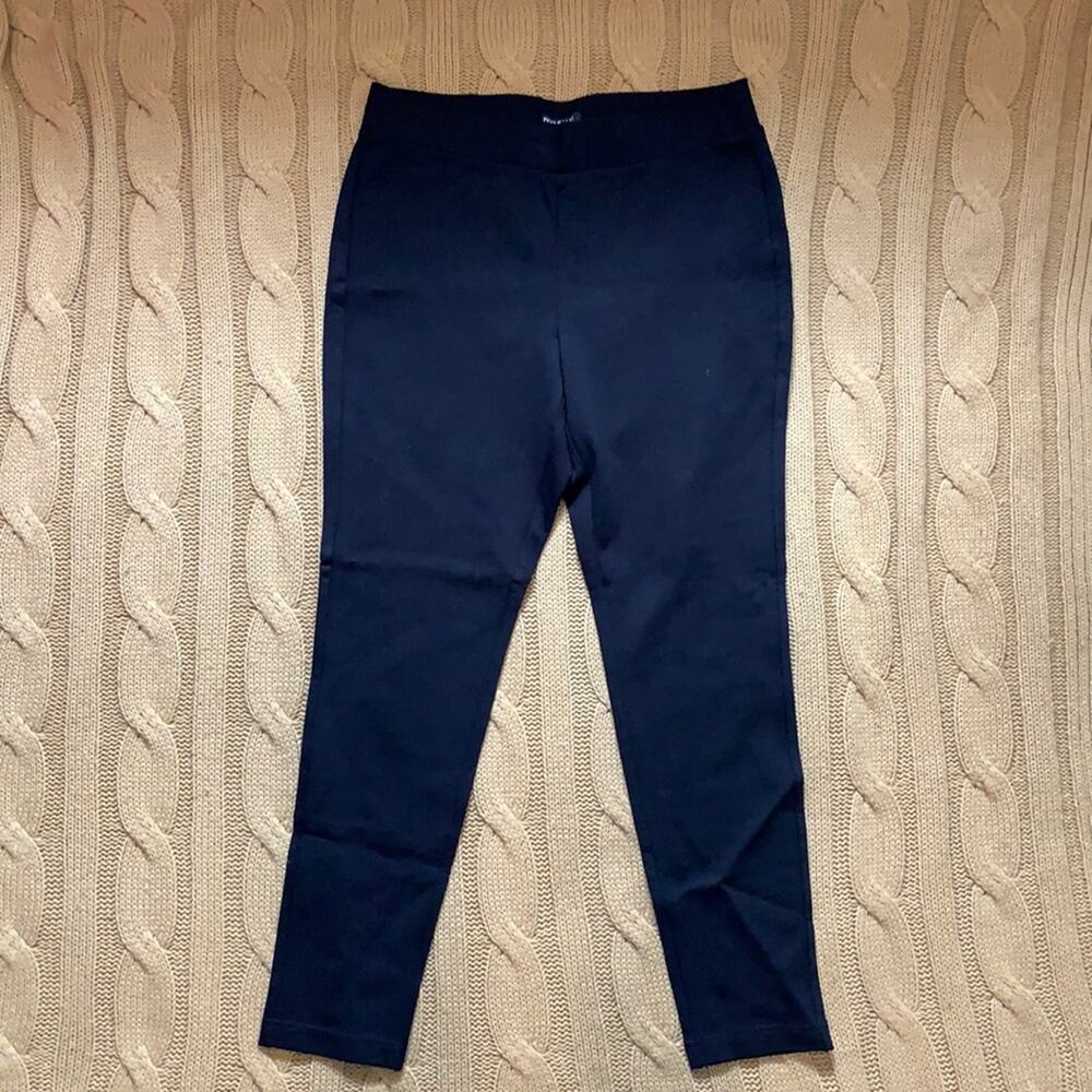 Roz & Ali‎ black leggings